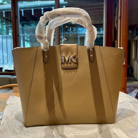 Michael Kors Handbags - NWT MICHAEL KORS Karlie Large Pebbled Leather Tote Bag- Camel
